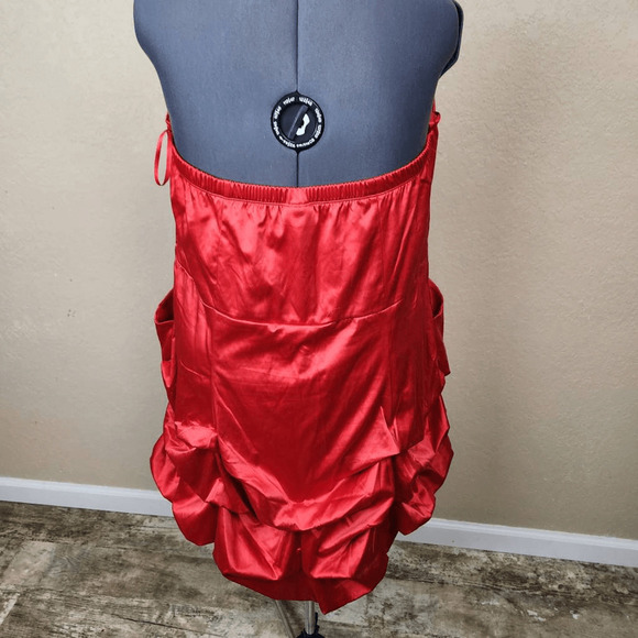 Torrid Red Strapless Sparkle Party Bubble Dress Size 26 (4165) - Picture 3 of 6